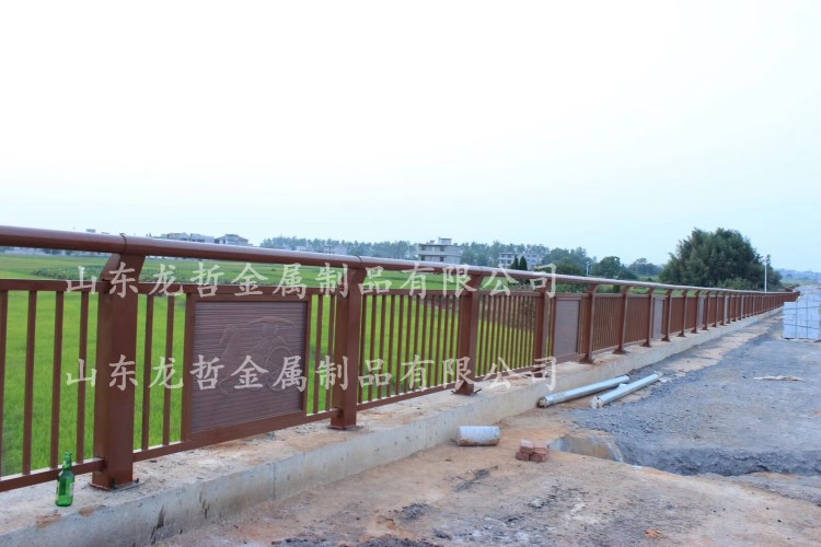 南昌?；韬虼蟮缞A護欄工程案例